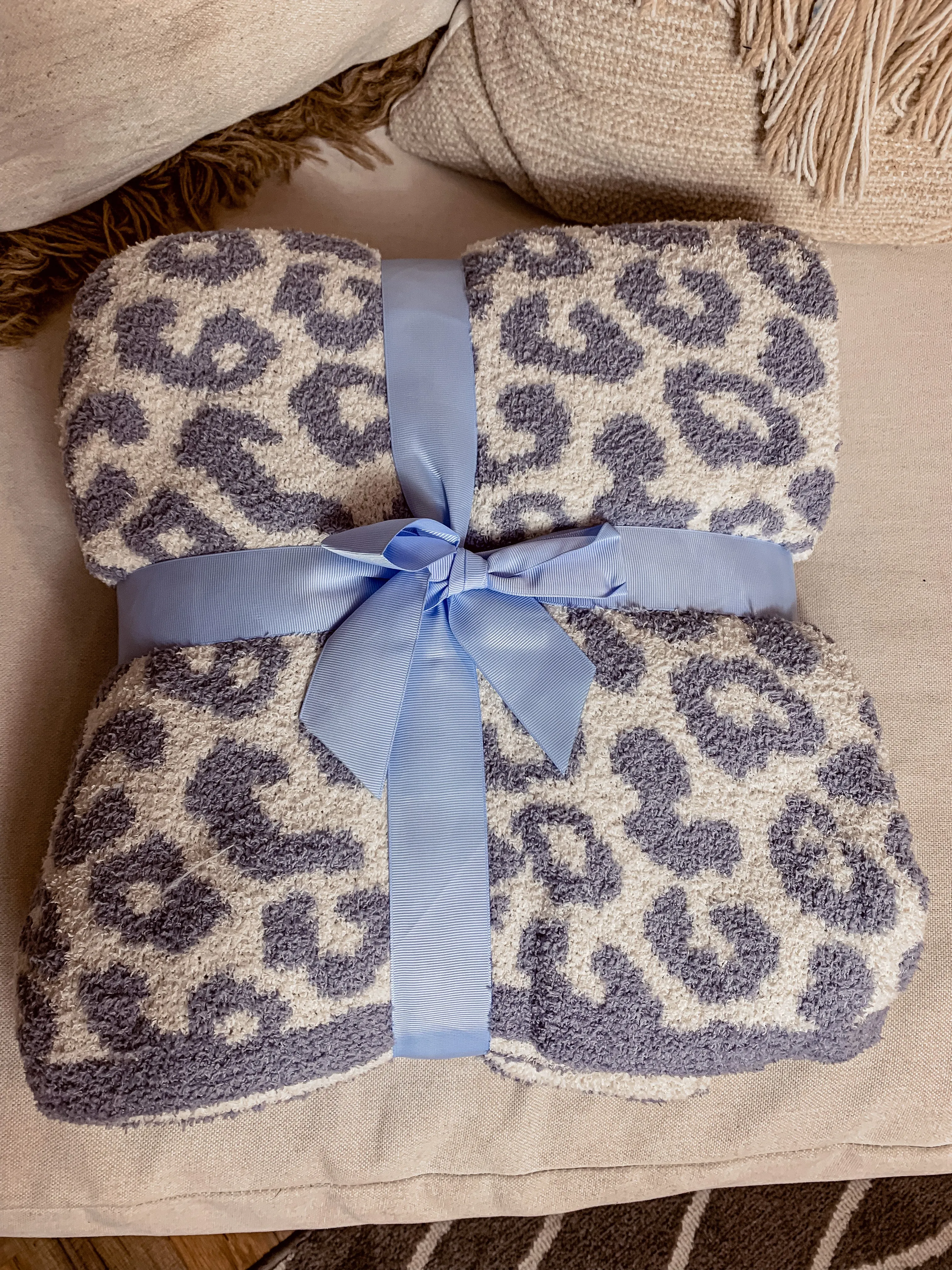 Leopard Print Soft Knit Throw Blanket