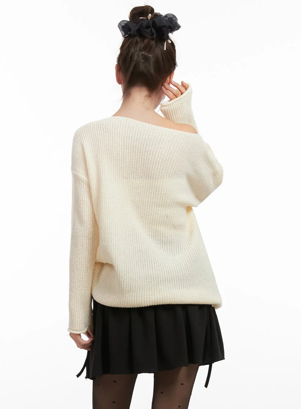 Loose-Fit One-Shoulder Sweater IF505
